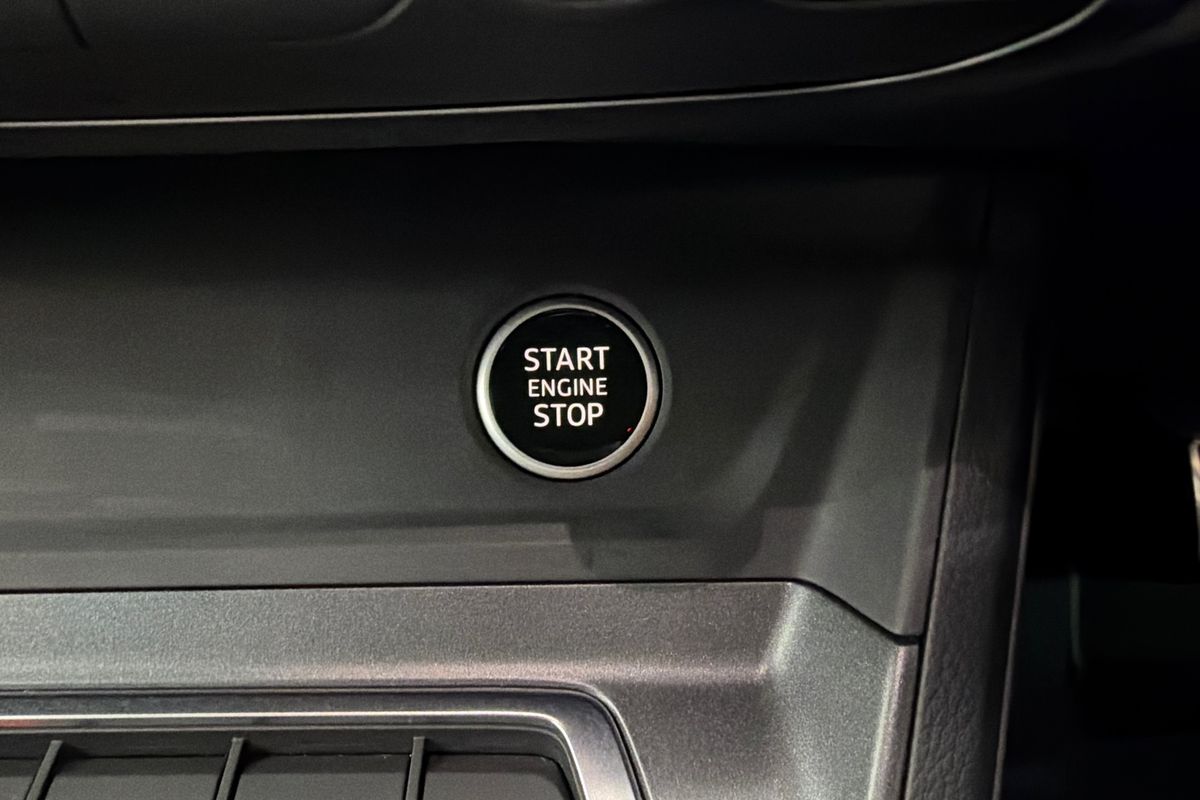 2021 Audi Q3 40 TFSI S line F3