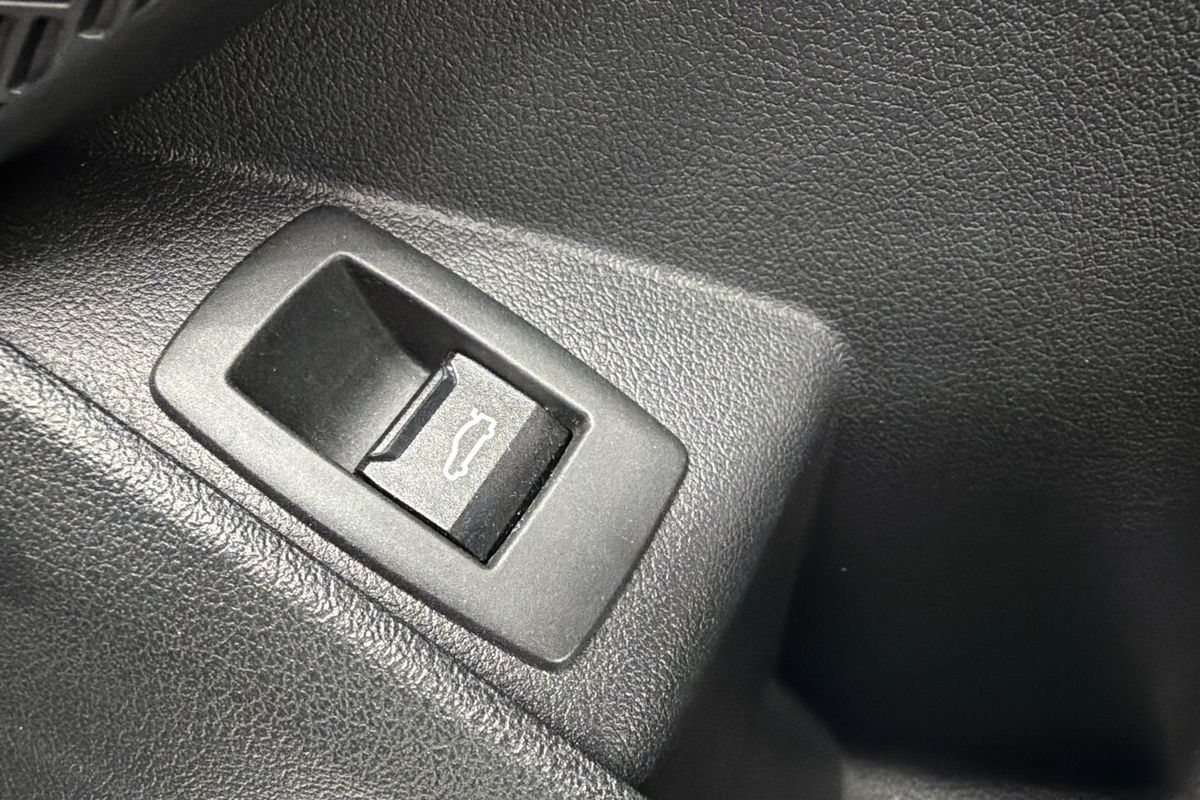 2023 BMW iX1 xDrive30 xLine U11
