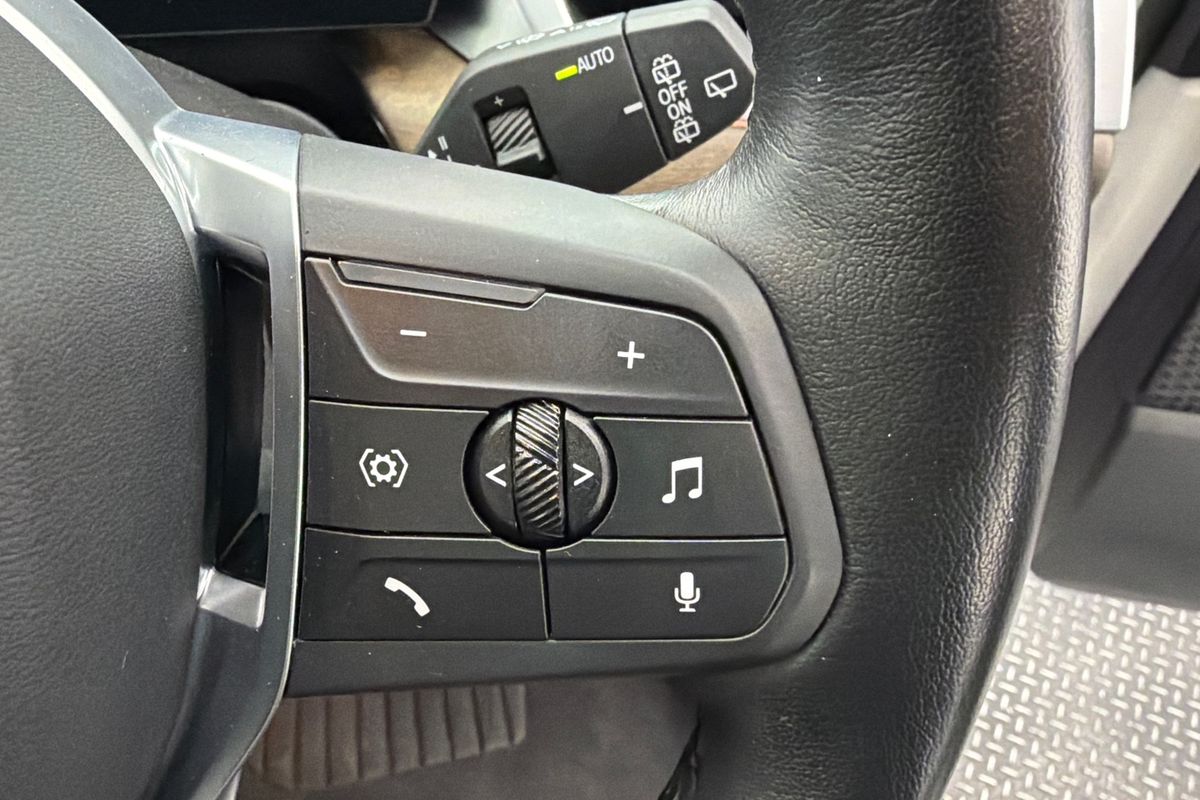 2023 BMW iX1 xDrive30 xLine U11