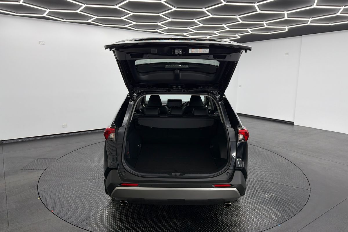 2024 Toyota RAV4 Cruiser AXAH52R