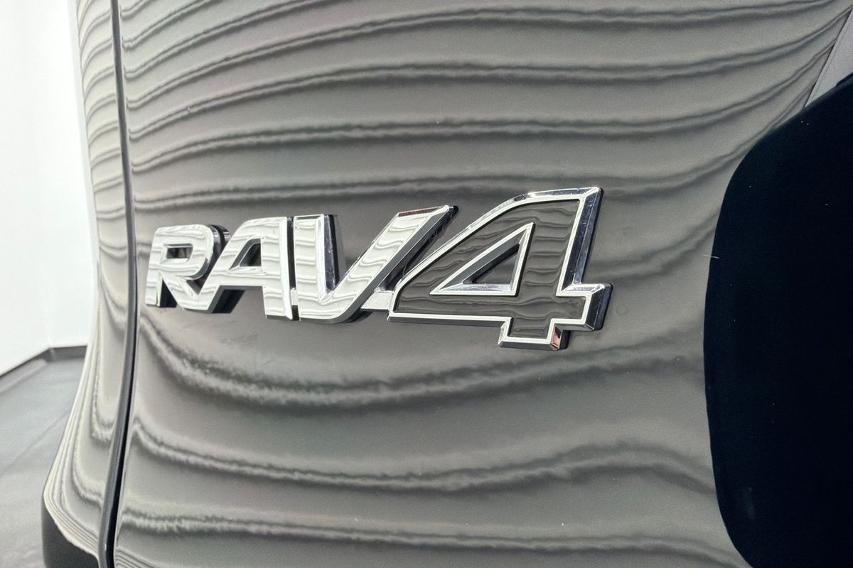 2024 Toyota RAV4 Cruiser AXAH52R