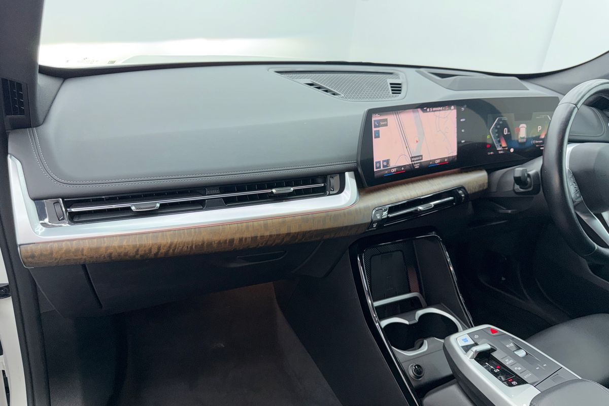 2023 BMW iX1 xDrive30 xLine U11