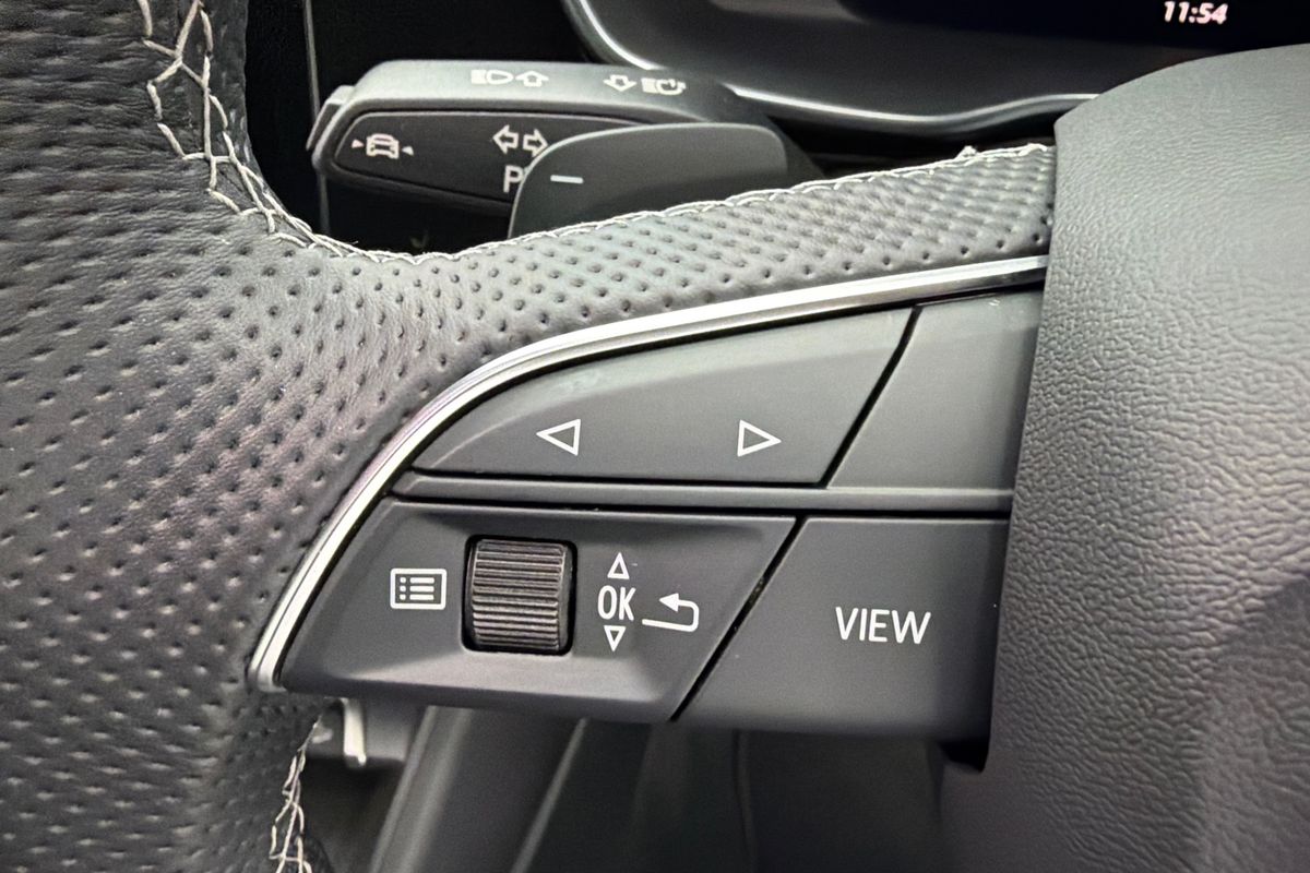 2021 Audi Q3 40 TFSI S line F3