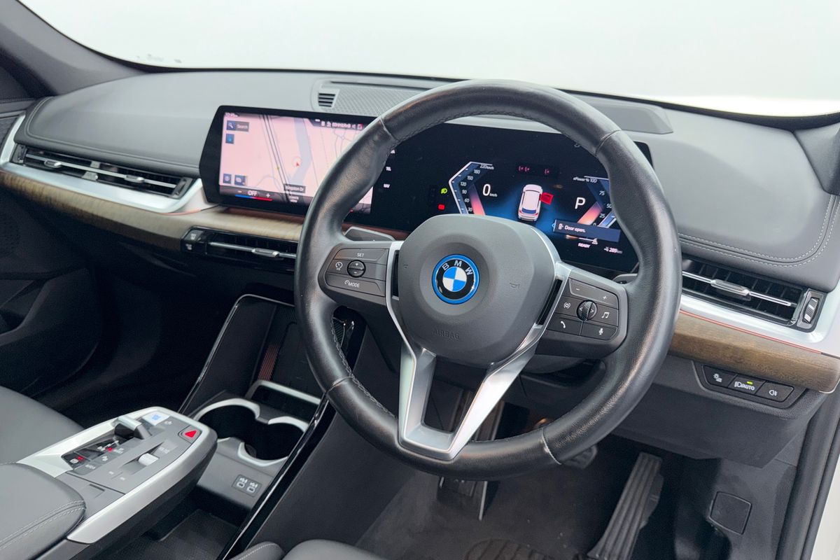 2023 BMW iX1 xDrive30 xLine U11