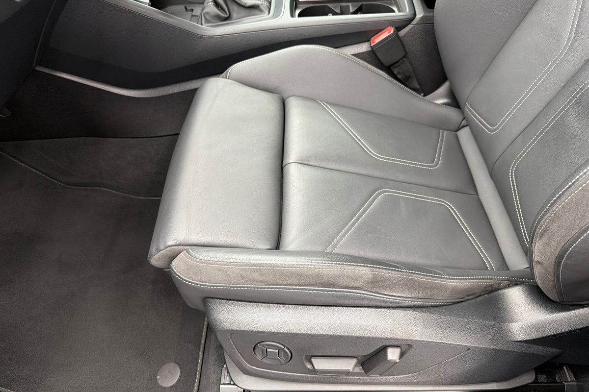 2021 Audi Q3 40 TFSI S line F3