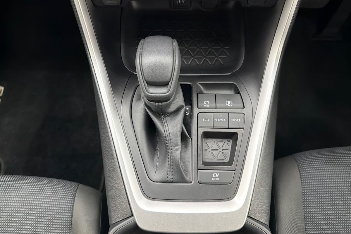 2024 Toyota RAV4 GX AXAH52R