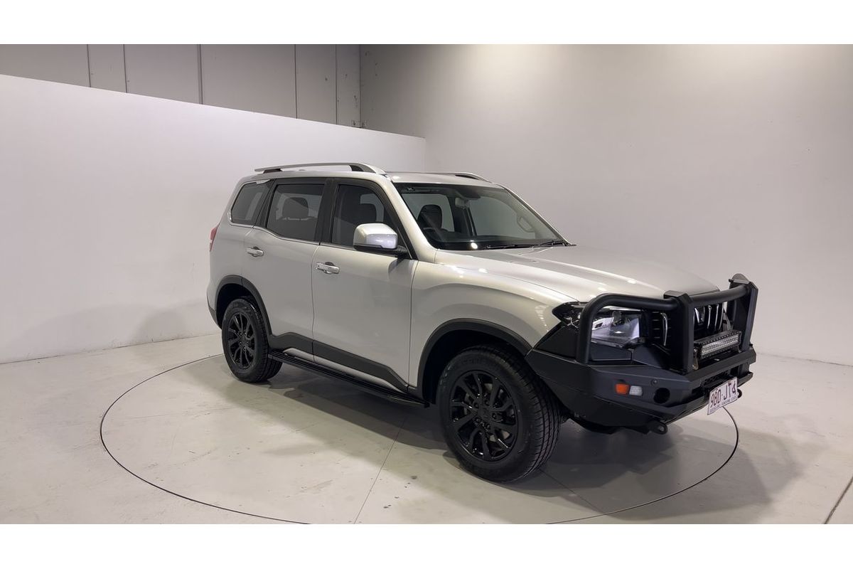 2023 Mahindra Scorpio Z8