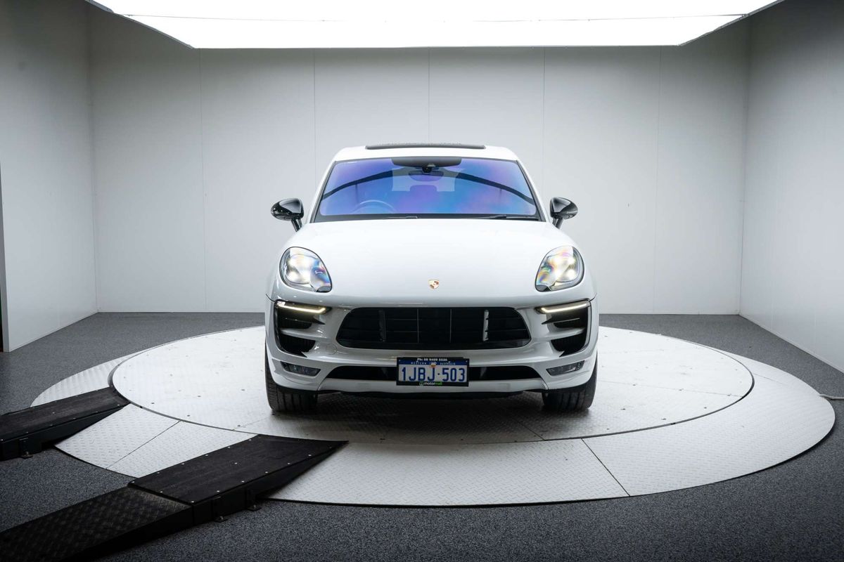 2017 Porsche Macan GTS 95B