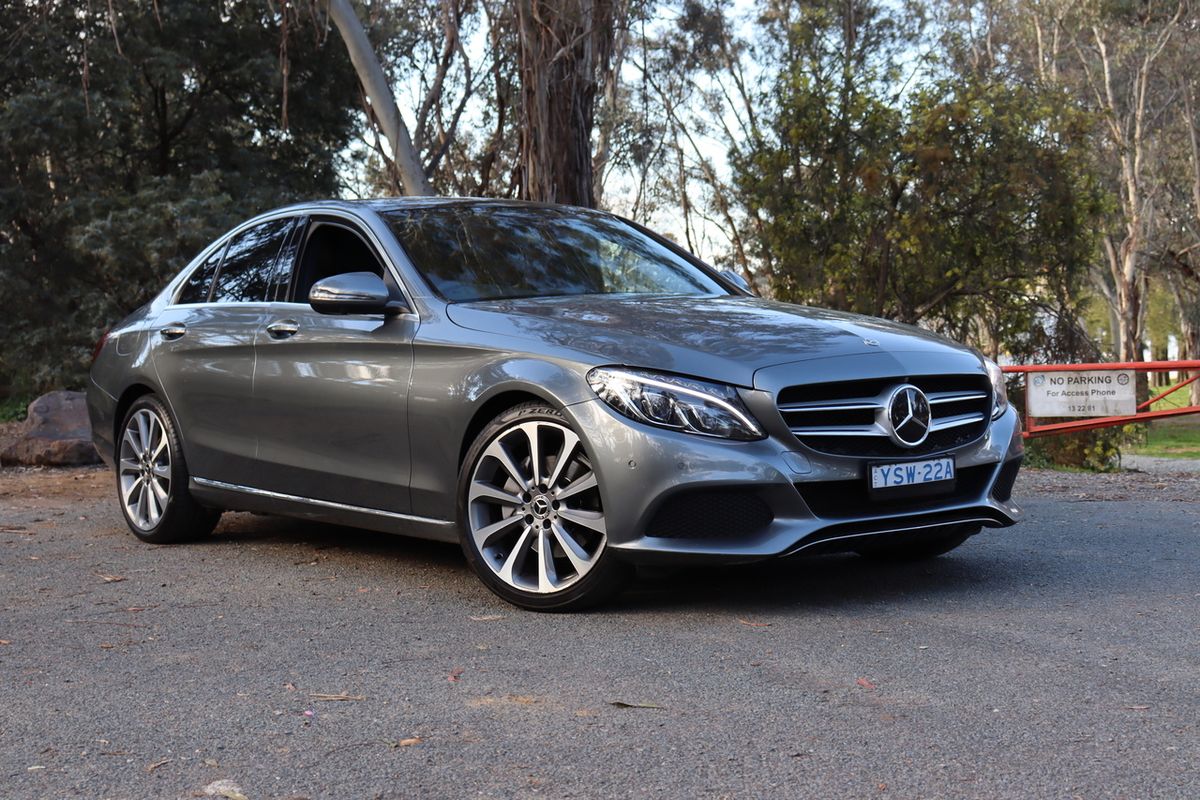 2017 Mercedes-Benz 250 D 205 MY17