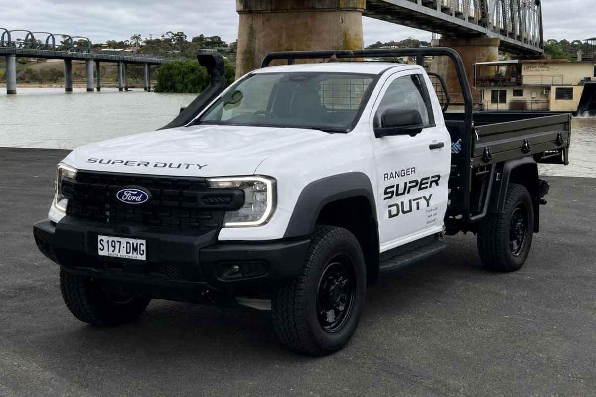 2025 Ford Ranger Super Duty 4X4 image 3