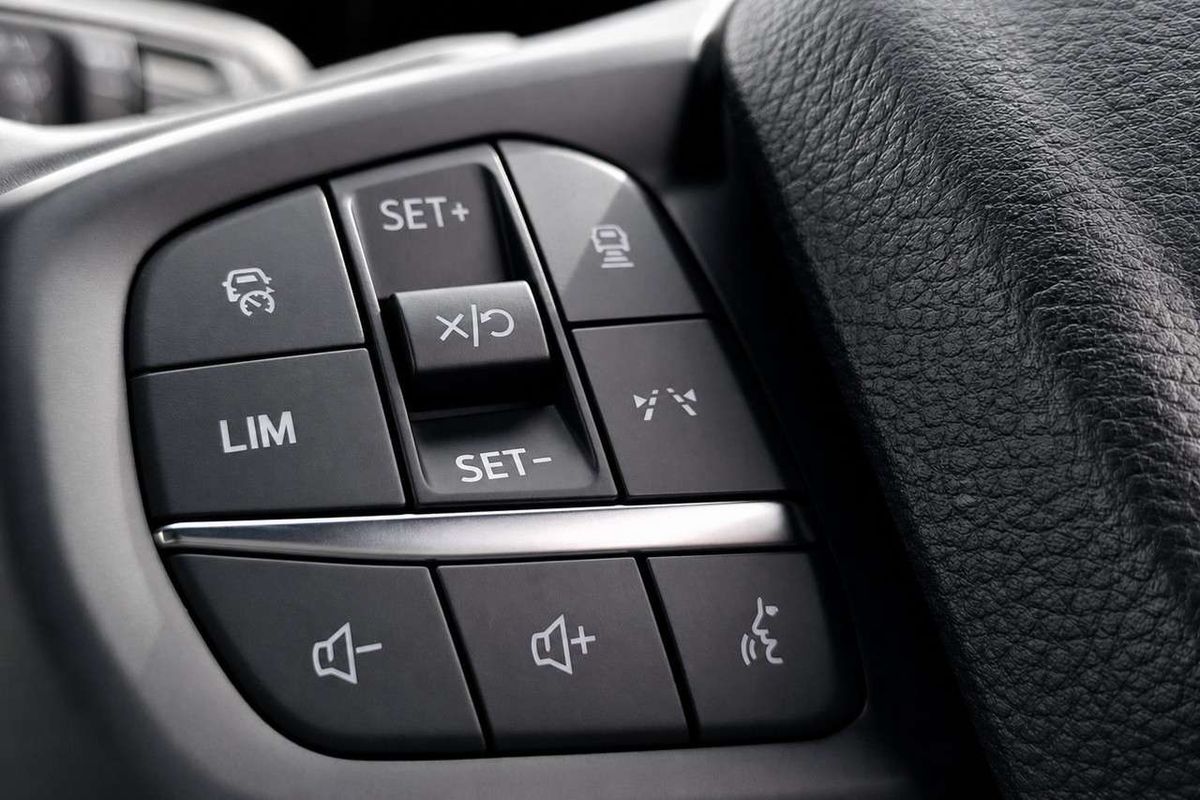 2026 Ford Everest Platinum 3.0L image 9