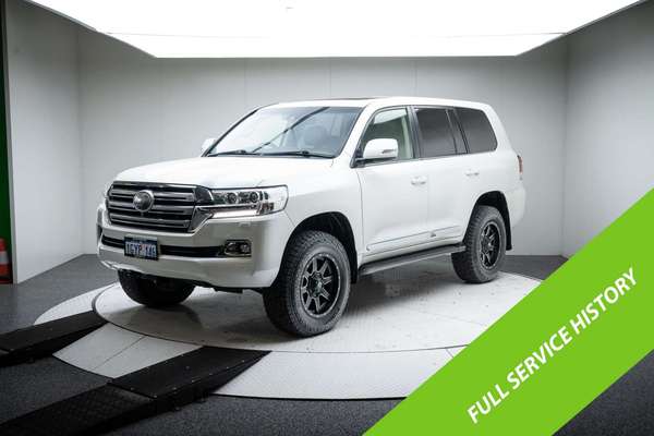2017 Toyota Landcruiser Sahara VDJ200R