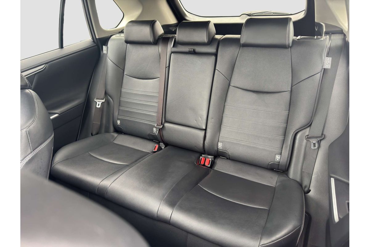 2021 Toyota RAV4 Cruiser AXAH54R image 16