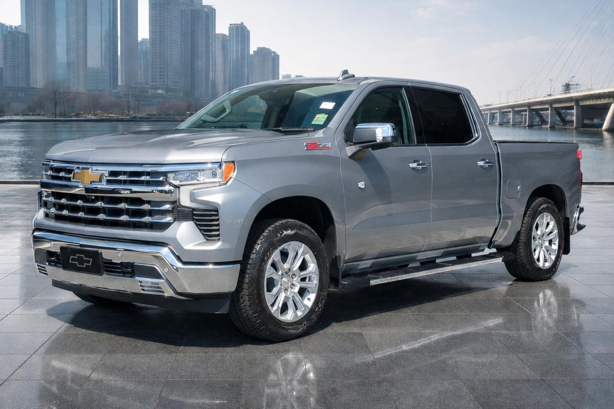 2026 Chevrolet Silverado 1500 LTZ Premium W/Tech Pack T1 4X4