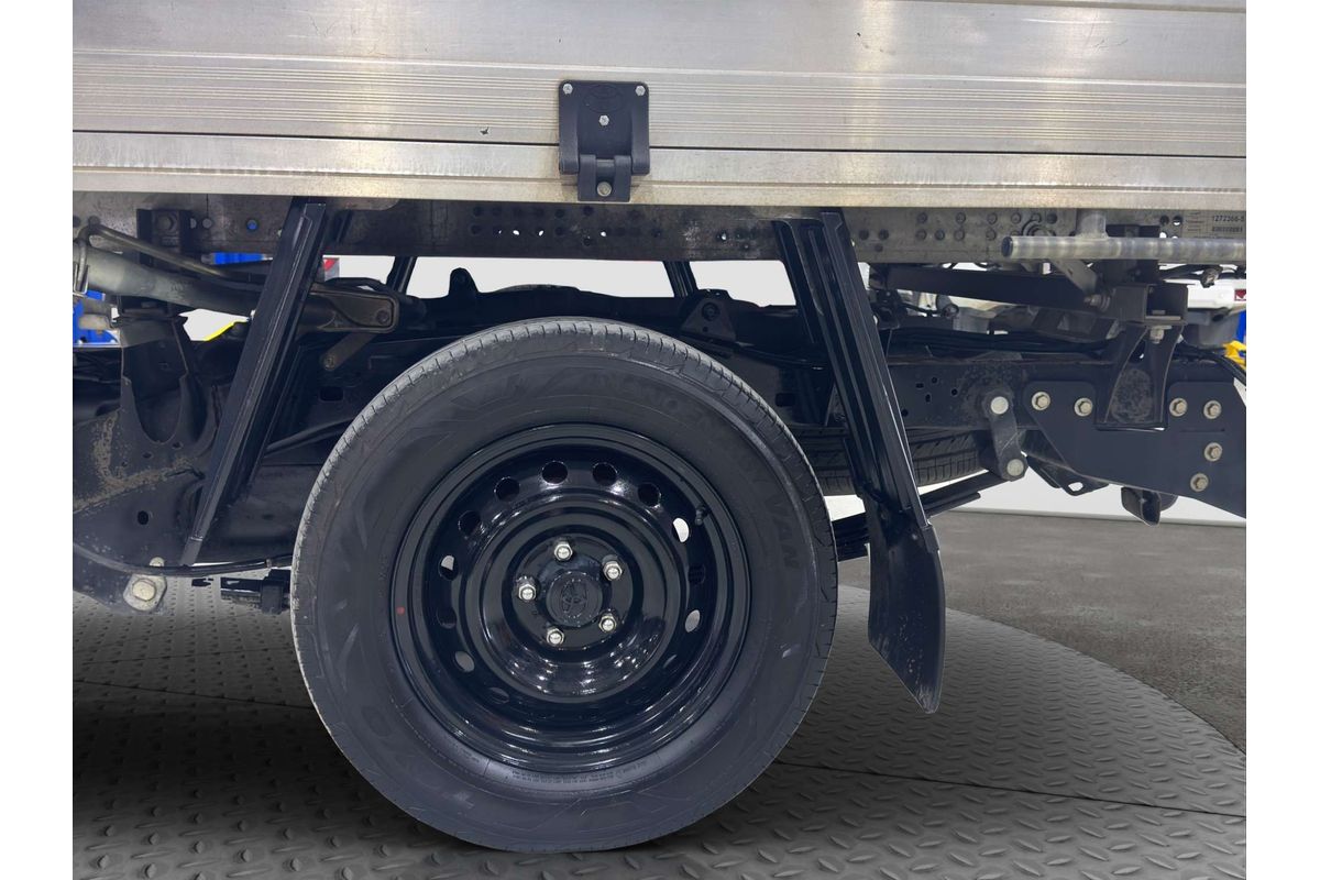 2021 Toyota Hilux Workmate TGN121R Rear Wheel Drive image 21