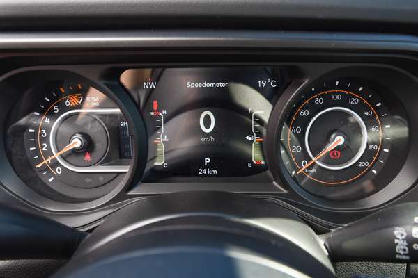 2025 Jeep Wrangler Rubicon JL thumb-10