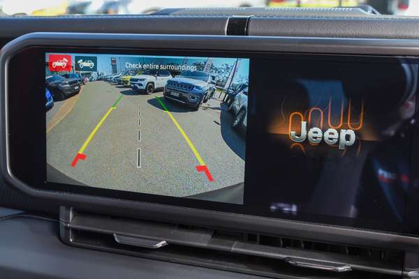 2025 Jeep Wrangler Rubicon JL thumb-11