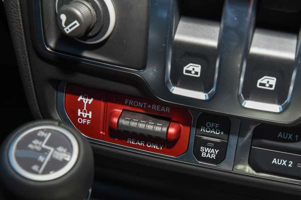 2025 Jeep Wrangler Rubicon JL thumb-12