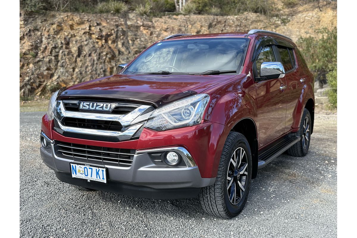 2020 Isuzu MU-X LS-T