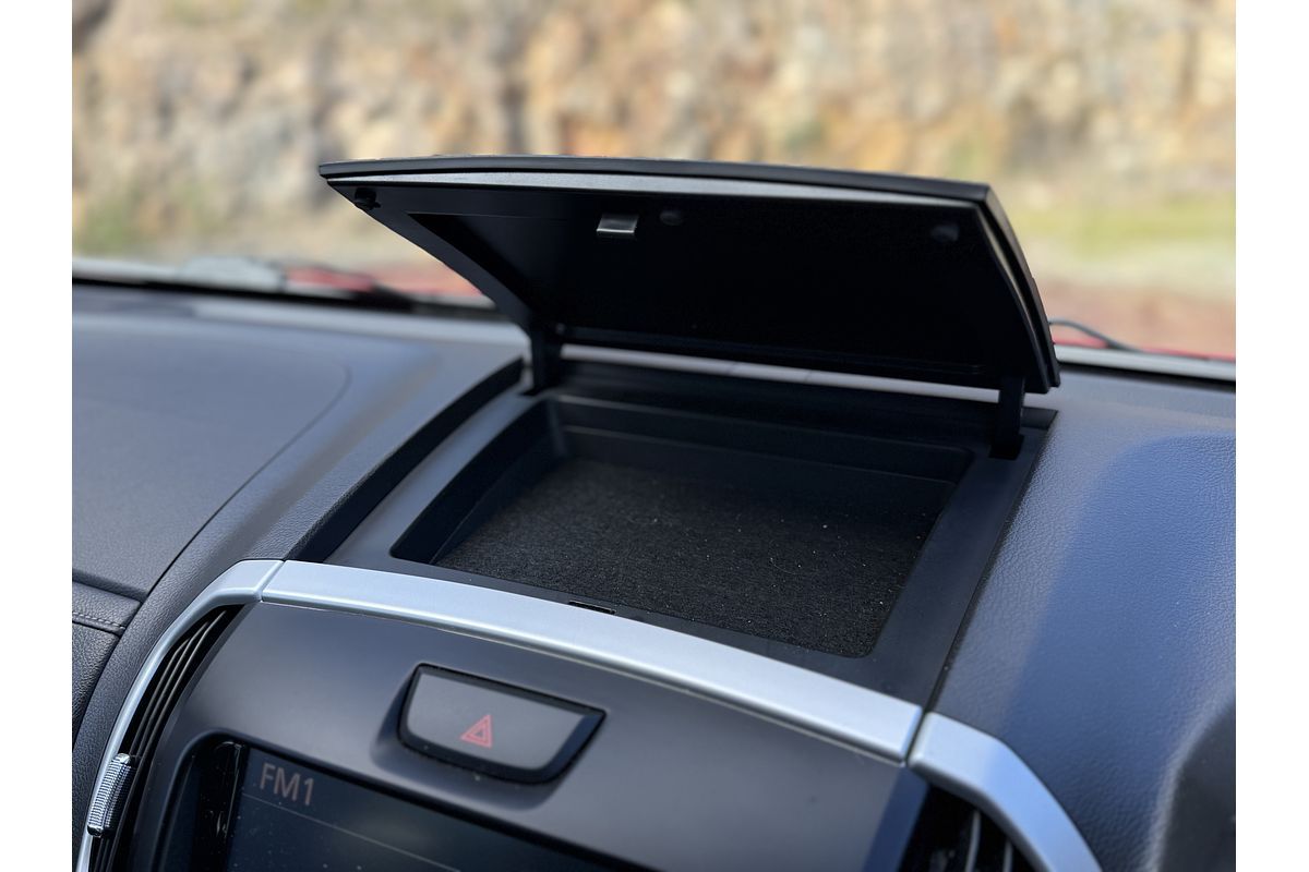 2020 Isuzu MU-X LS-T