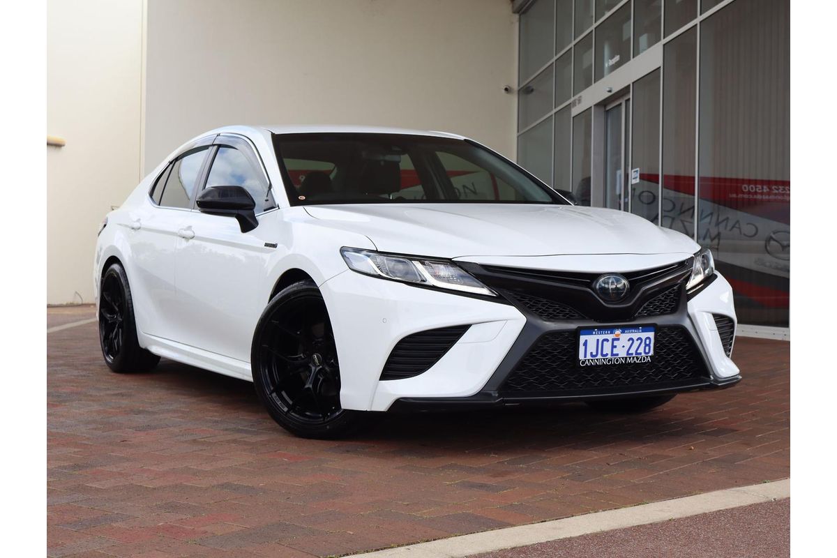2018 Toyota Camry Ascent Sport AXVH71R