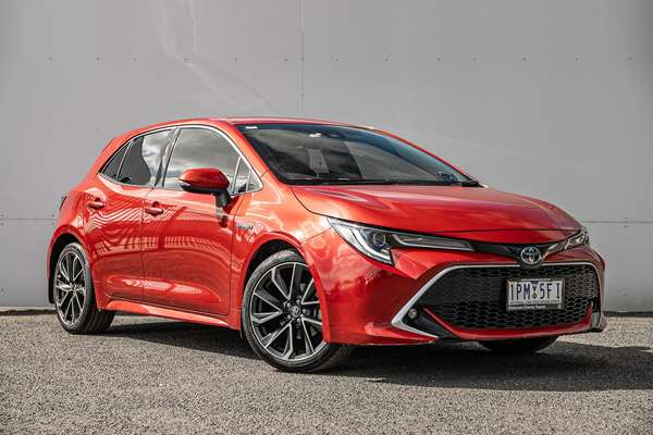 2019 Toyota Corolla ZR Hybrid ZWE211R