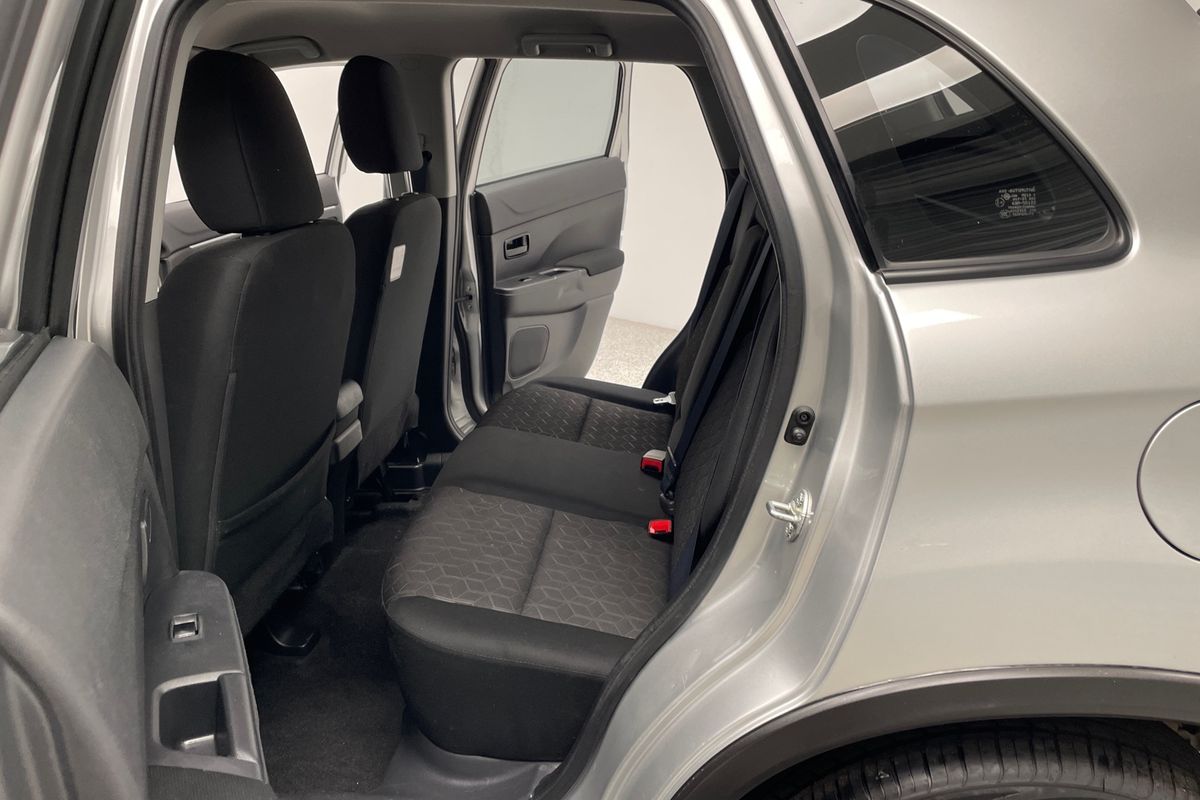 2020 Mitsubishi ASX ES XD