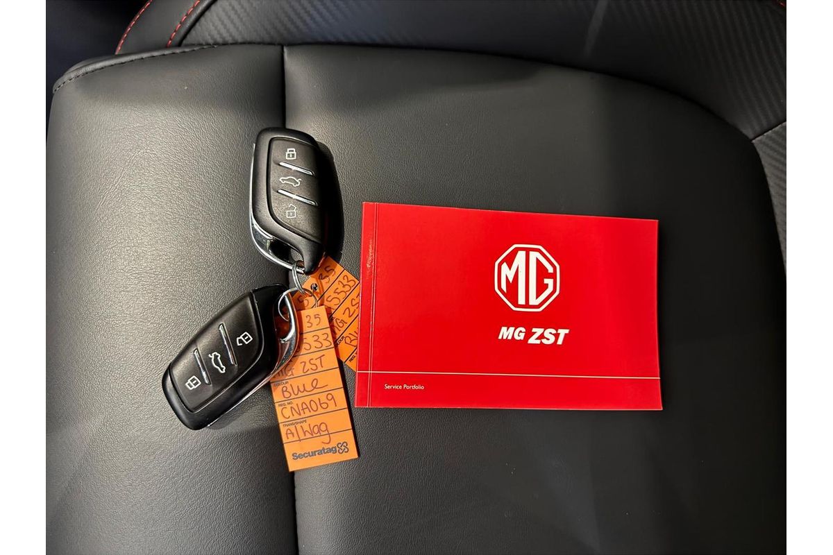 2023 MG ZST Essence