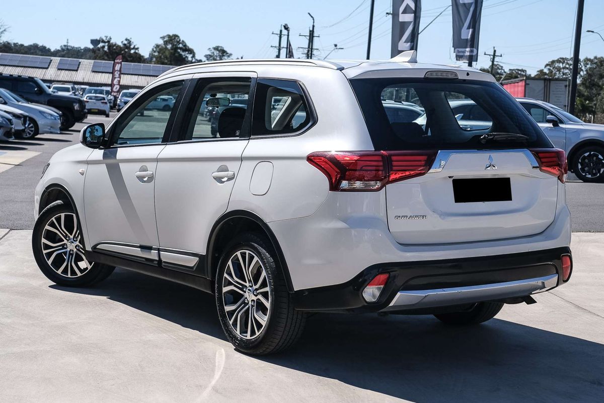 2018 Mitsubishi Outlander ES ADAS ZL