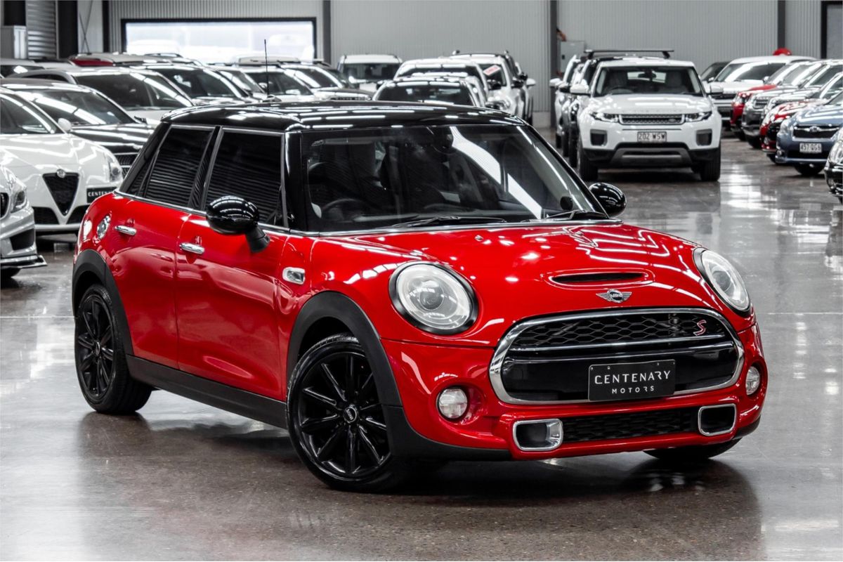 2015 MINI Hatch Cooper S F55