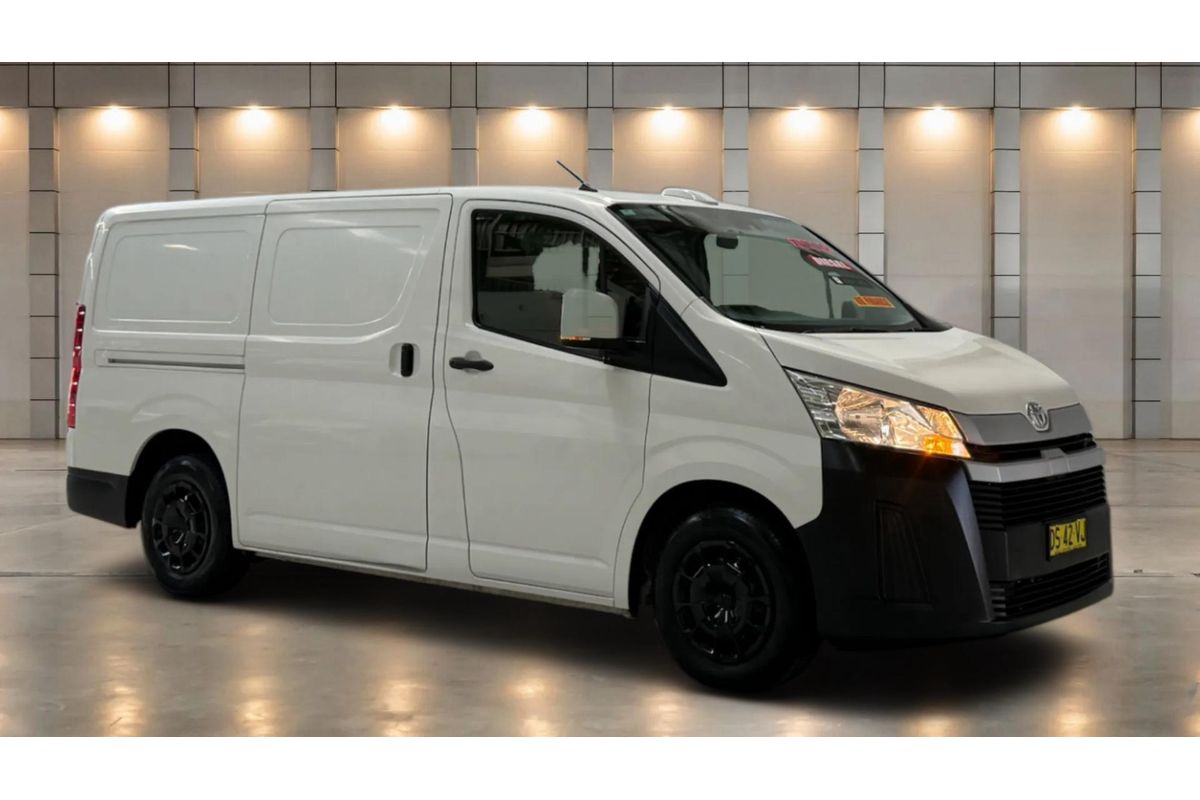 2022 Toyota Hiace GDH300R LWB