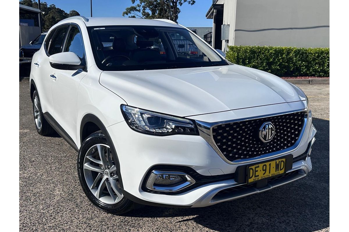 2022 MG HS Excite SAS23