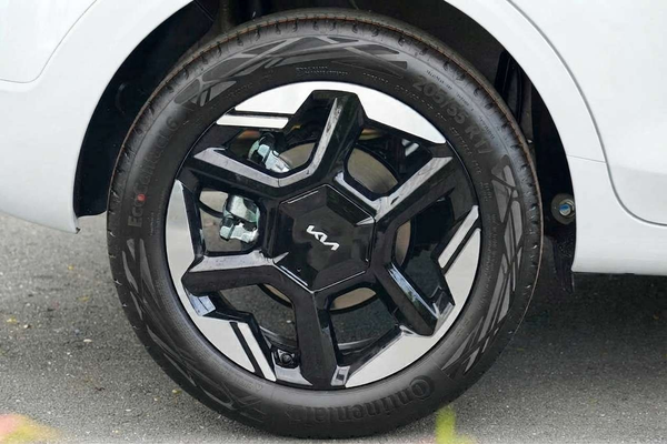 2026 Kia Stonic Sport YB PE2 thumb-4