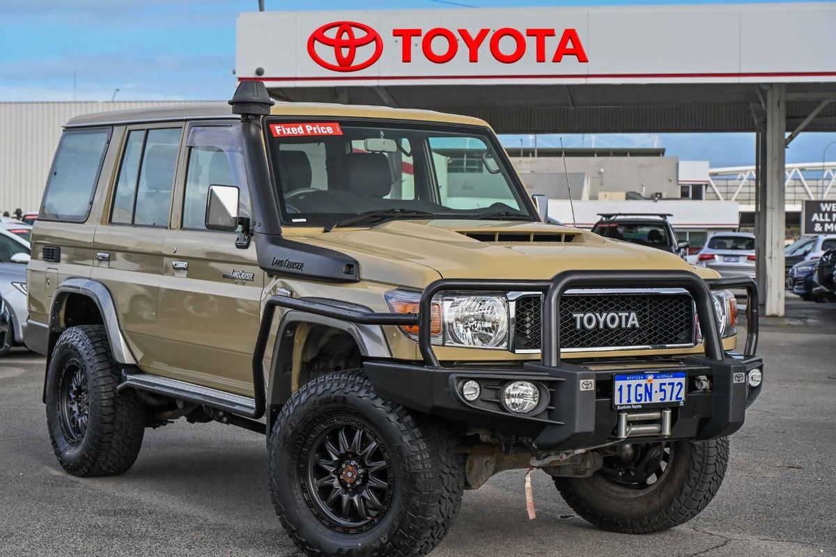 2021 Toyota Landcruiser GXL VDJ76R