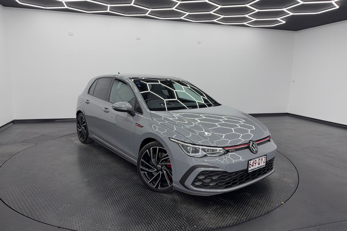 2024 Volkswagen Golf GTI 8