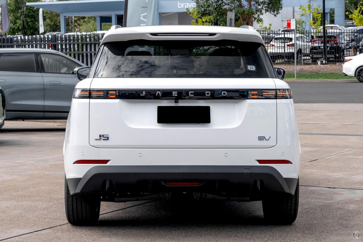 2026 OMODA JAECOO J5 EV Summit