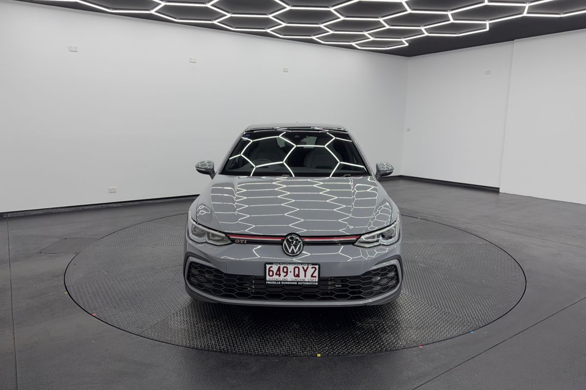 2024 Volkswagen Golf GTI 8