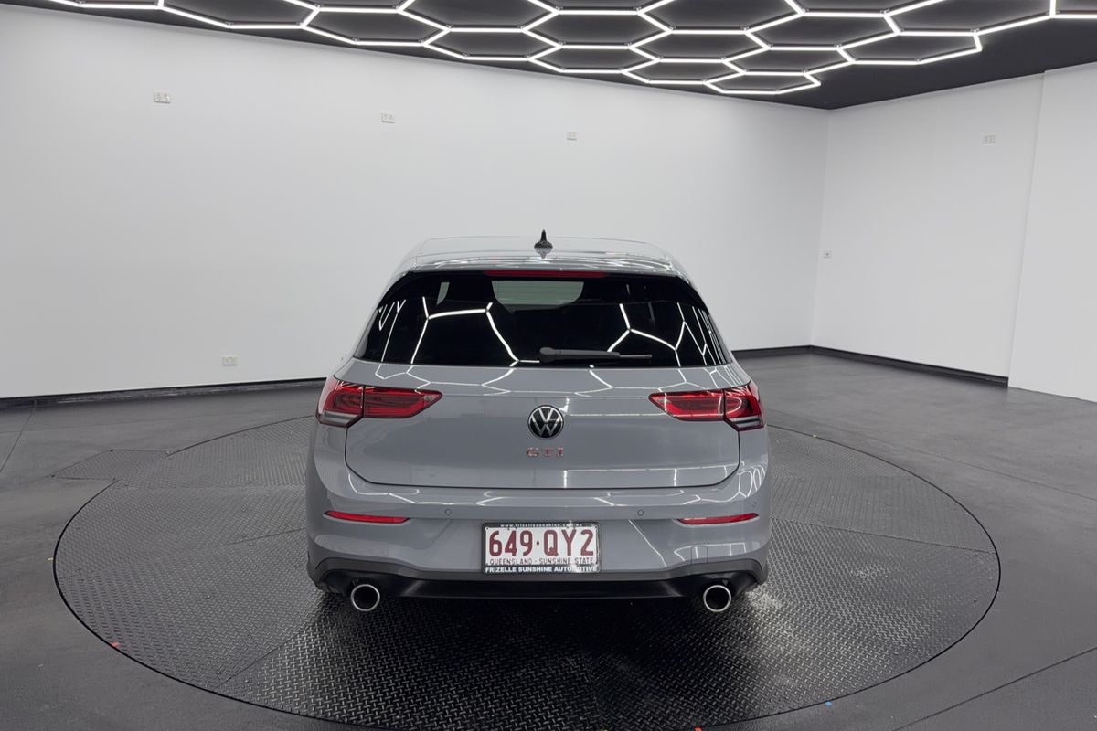 2024 Volkswagen Golf GTI 8