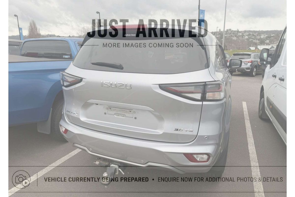 2022 Isuzu MU-X LS-T