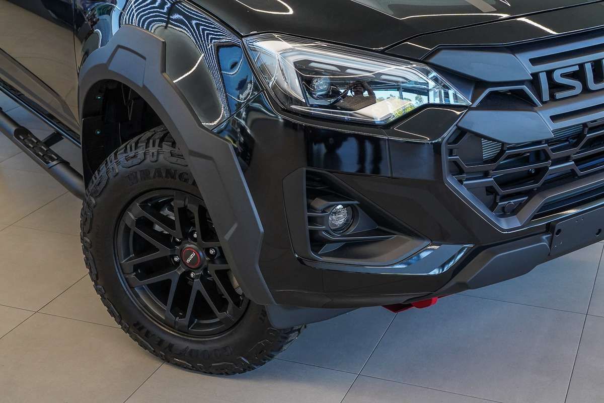 2026 Isuzu D-MAX BLADE 4X4