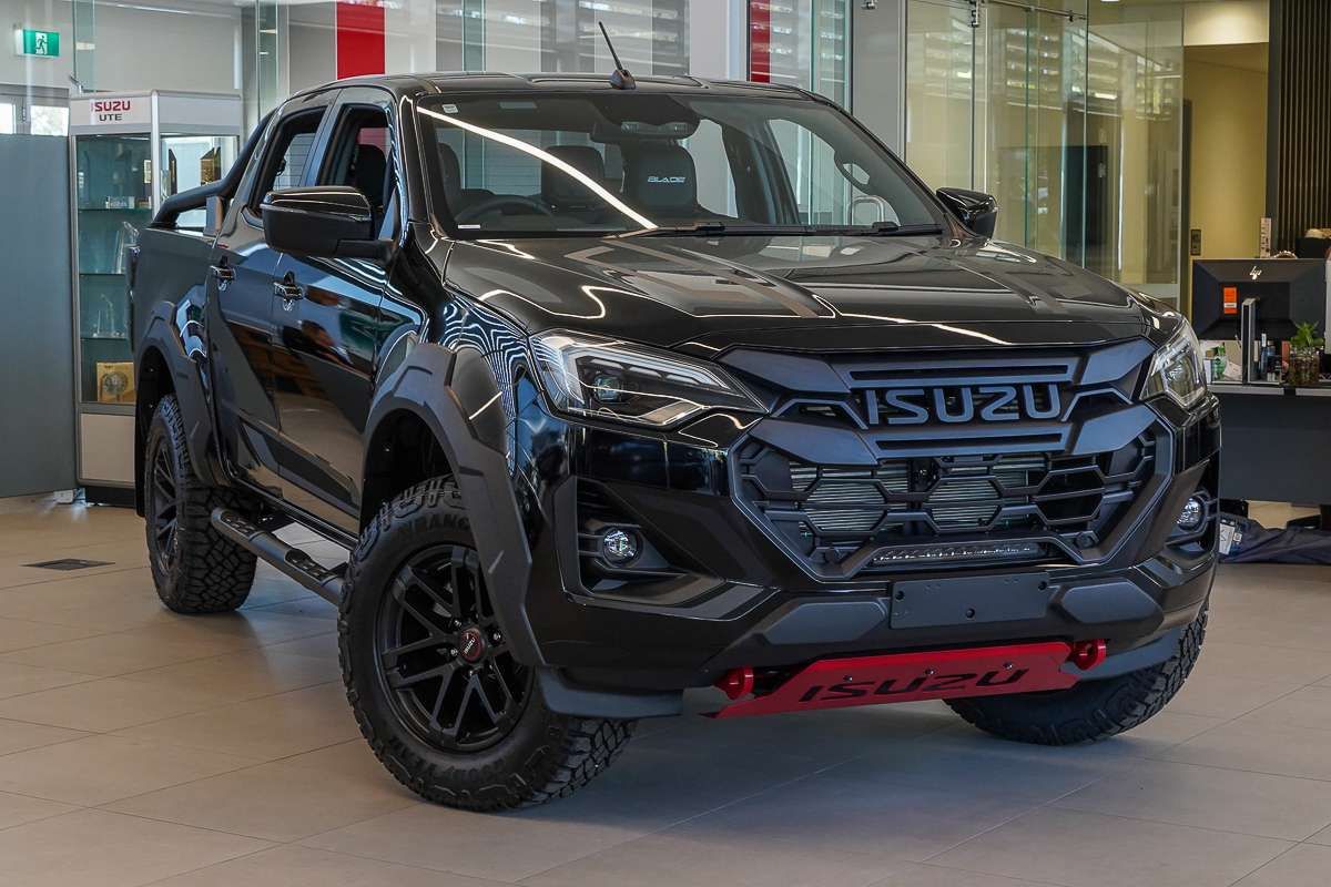 2026 Isuzu D-MAX BLADE 4X4