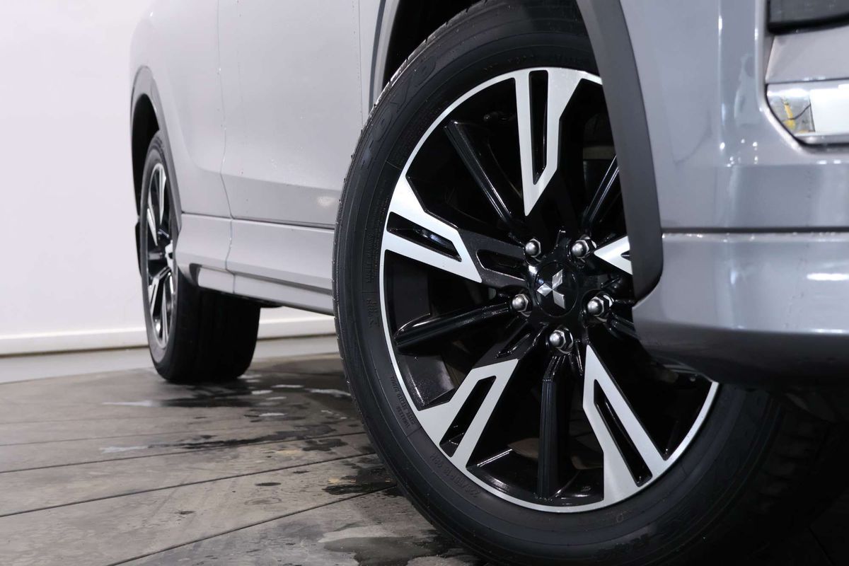 2022 Mitsubishi Eclipse Cross Exceed YB