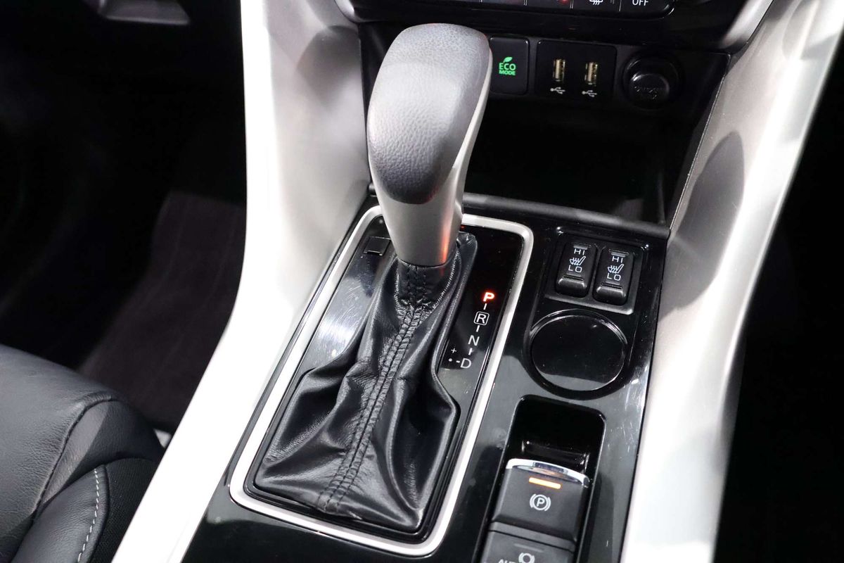 2022 Mitsubishi Eclipse Cross Exceed YB