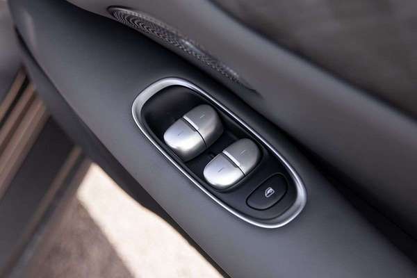 2026 MG IM5 Platinum P12L thumb-12