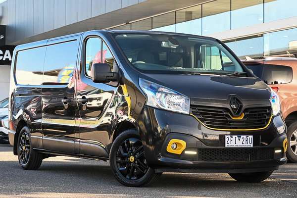 2018 Renault Trafic Formula Edition X82 SWB Low Roof
