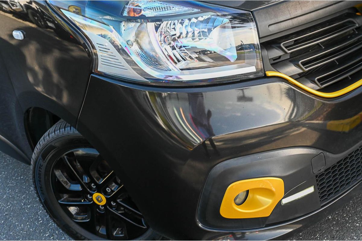 2018 Renault Trafic Formula Edition X82 SWB Low Roof