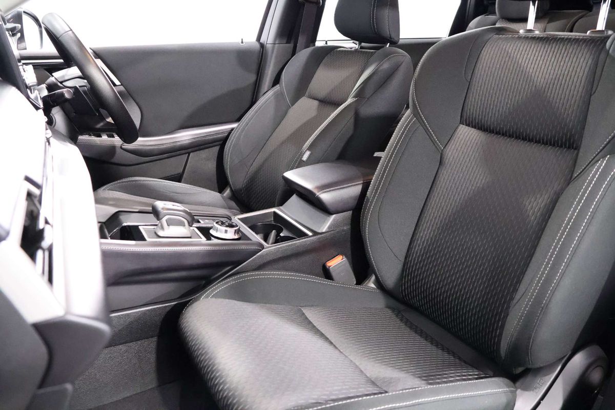 2023 Mitsubishi Outlander LS ZM