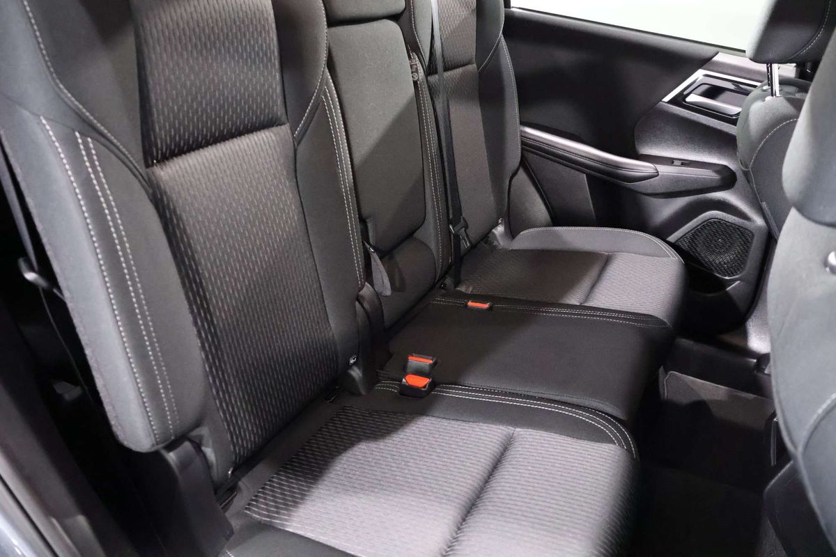 2023 Mitsubishi Outlander LS ZM