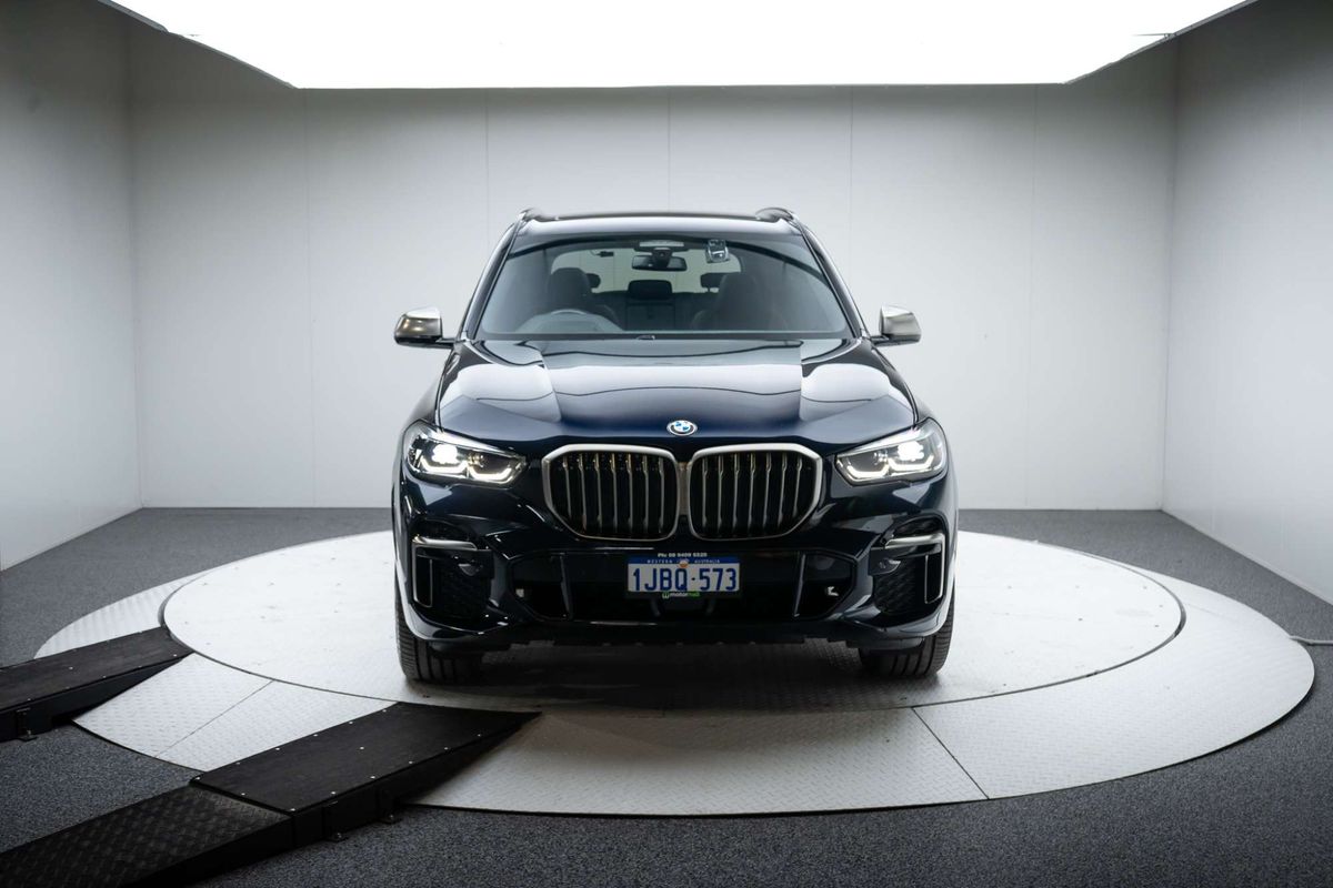 2023 BMW X5 M50i G05