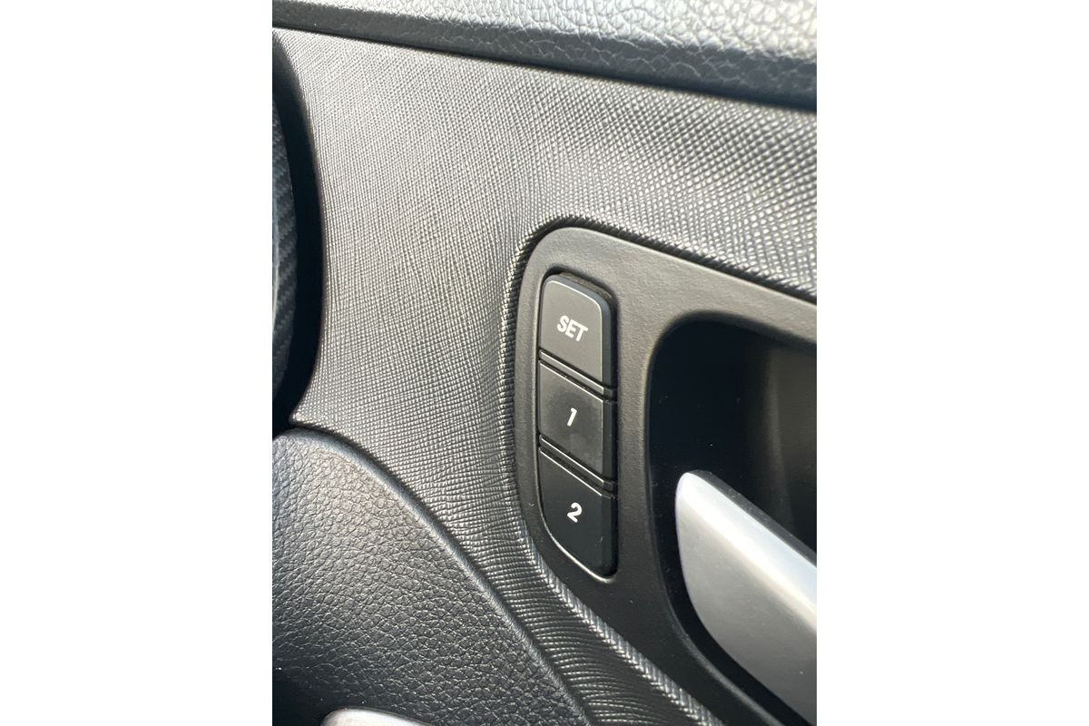 2016 Hyundai Santa Fe Highlander DM3 Series II image 25